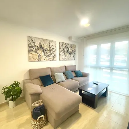 Vistas Al Mar Apartment *